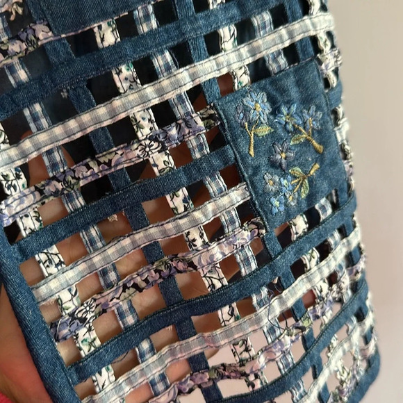 Casey & Max Denim Vest Size Large - Picture 3 of 3